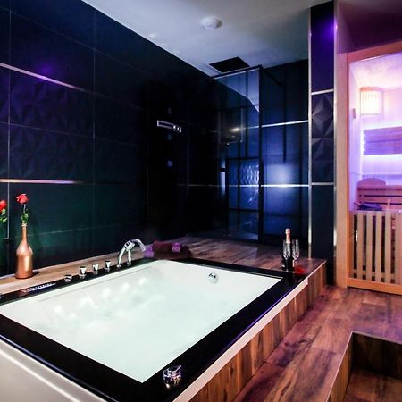 L'Ecrin Champenois - Suite Avec Balneo Et Sauna Prives Châlons-en-Champagne Εξωτερικό φωτογραφία